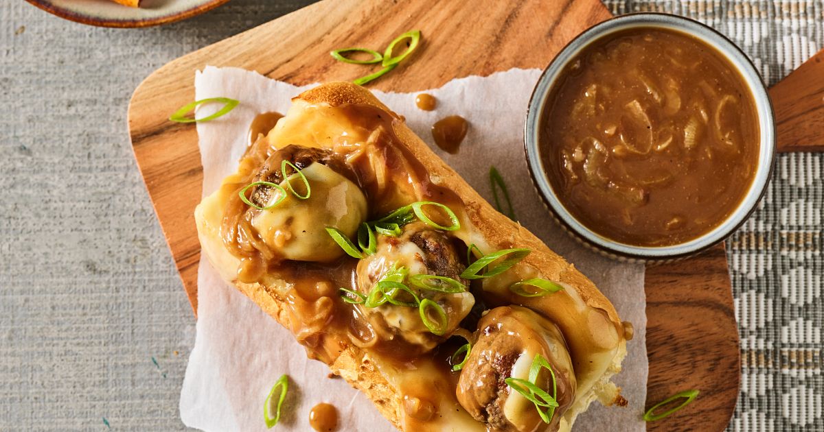 French Onion Meatball Subs | Beef Loving Texans | Beef Loving Texans is your one-stop information ce